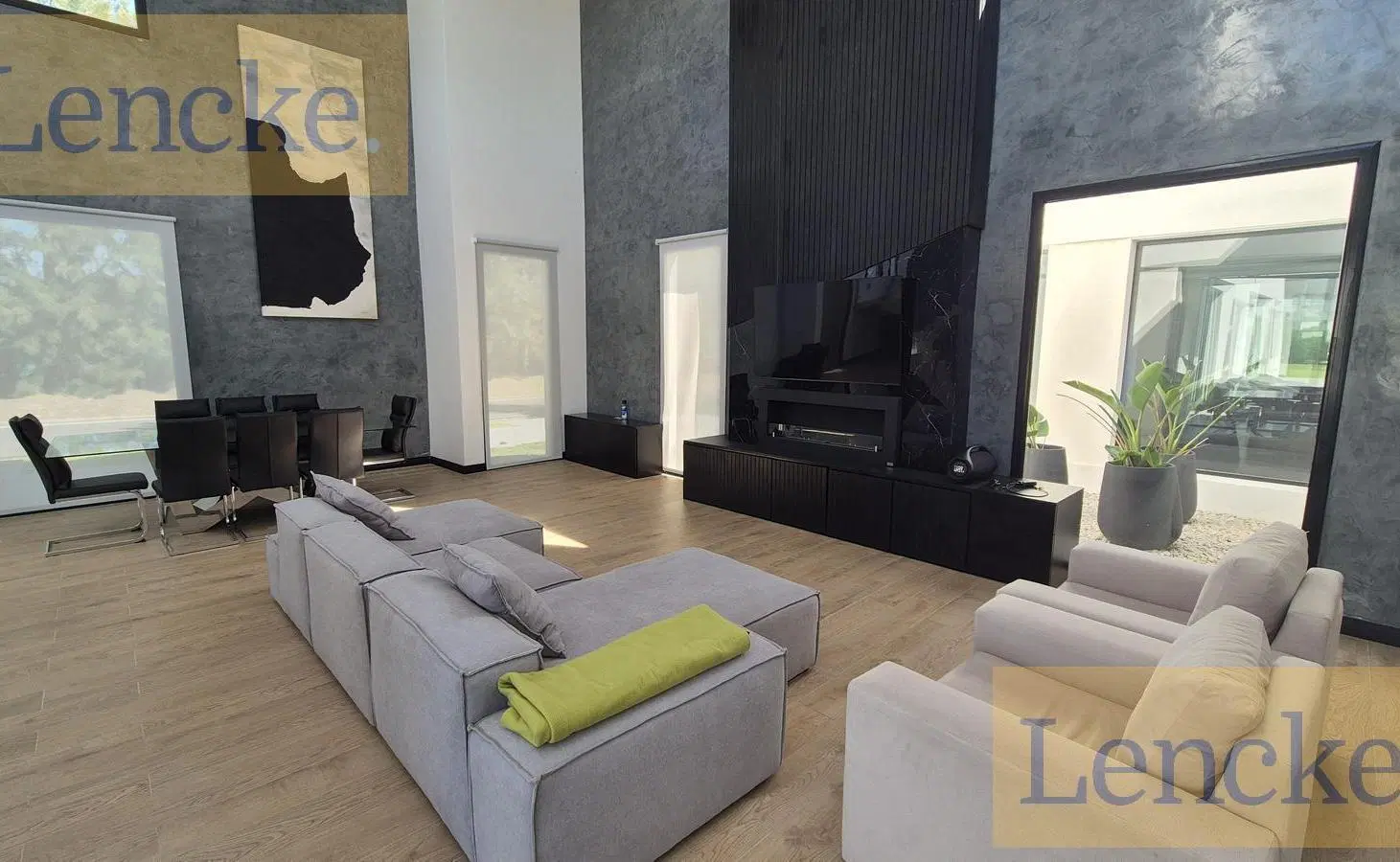 Unica casa de diseño casi a estrenar en Albanueva, 5 dormitorios, en venta 8