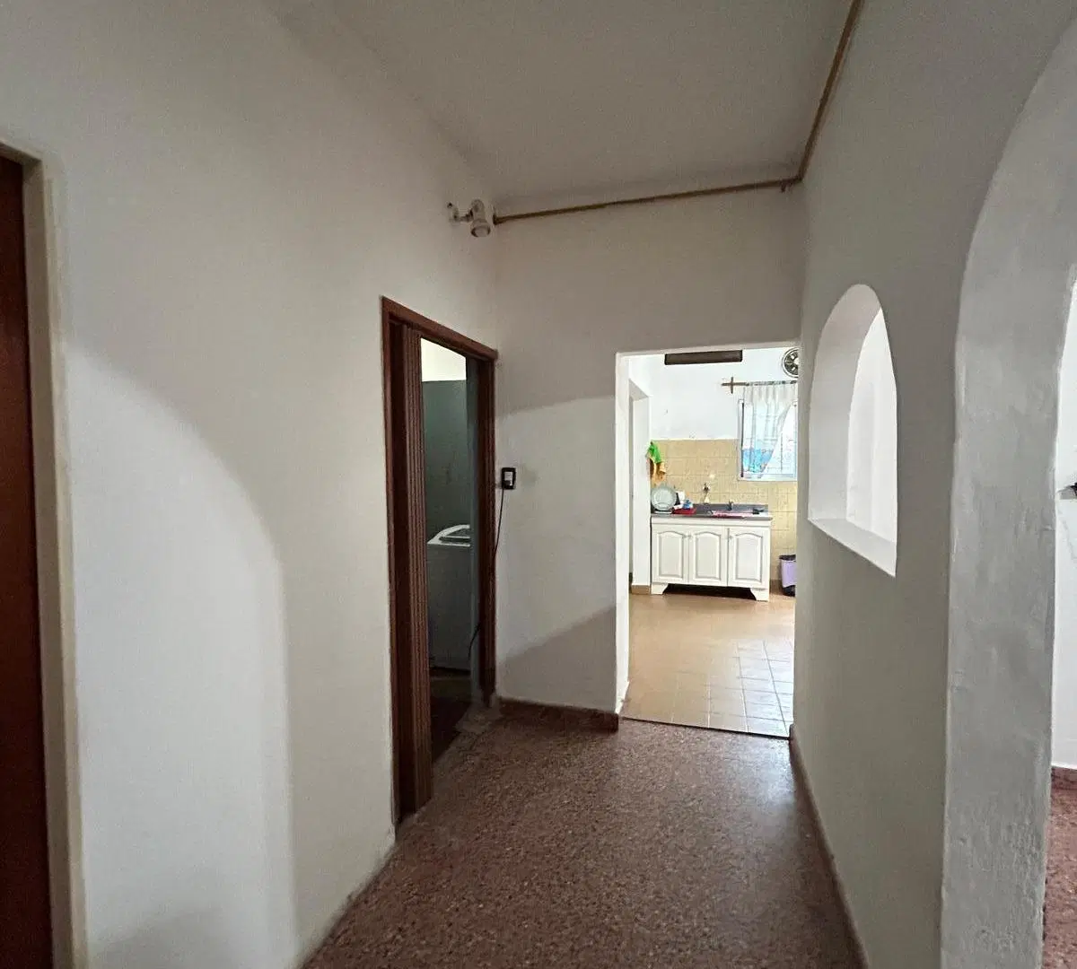 Boulogne, en venta, casa sobre lote propio con 2 dormitorios, ideal para mejorar 8