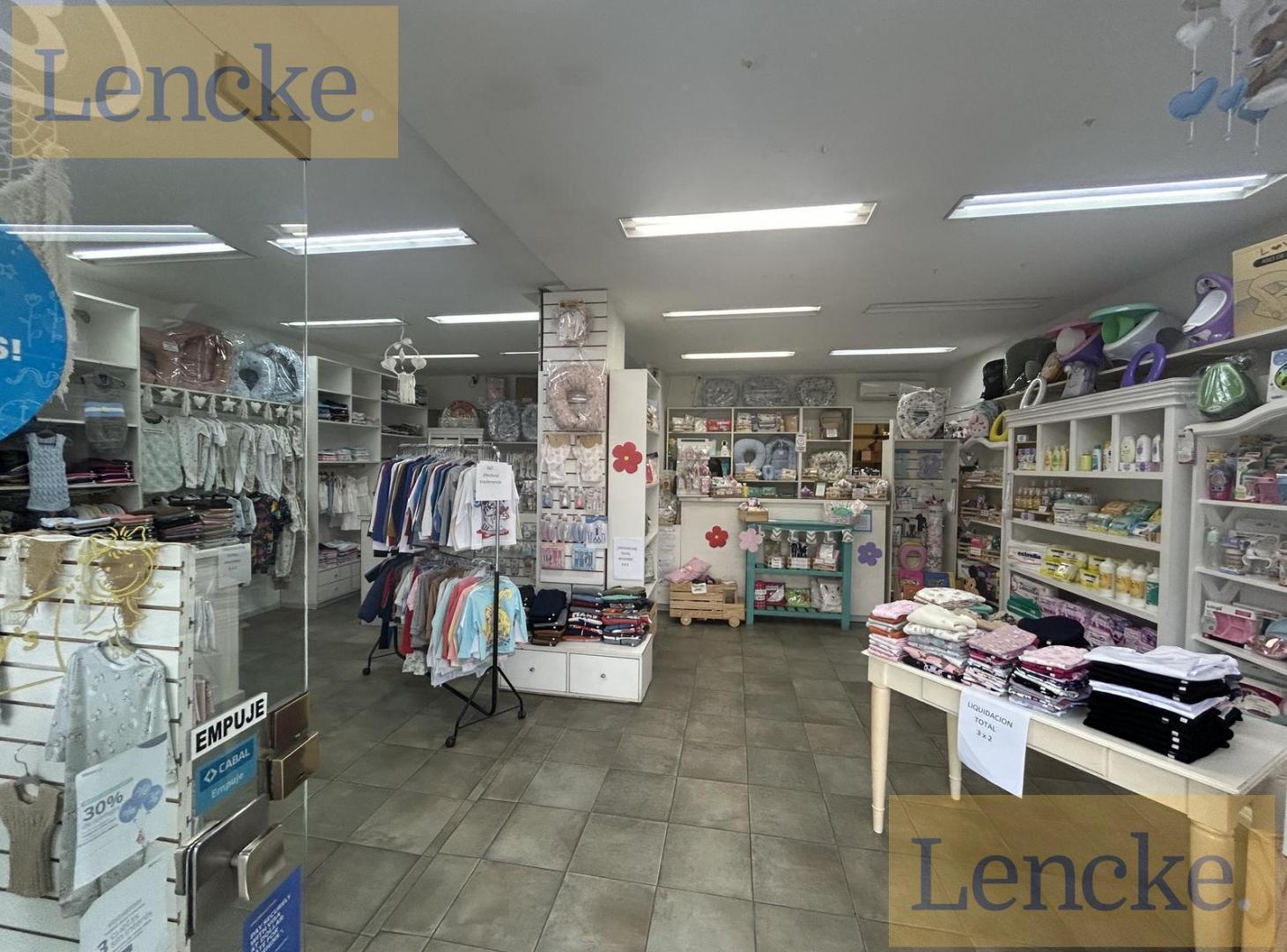 Foto de Local con muy buen frente sobre Avenida Centenario, zona centrica, imagen 4