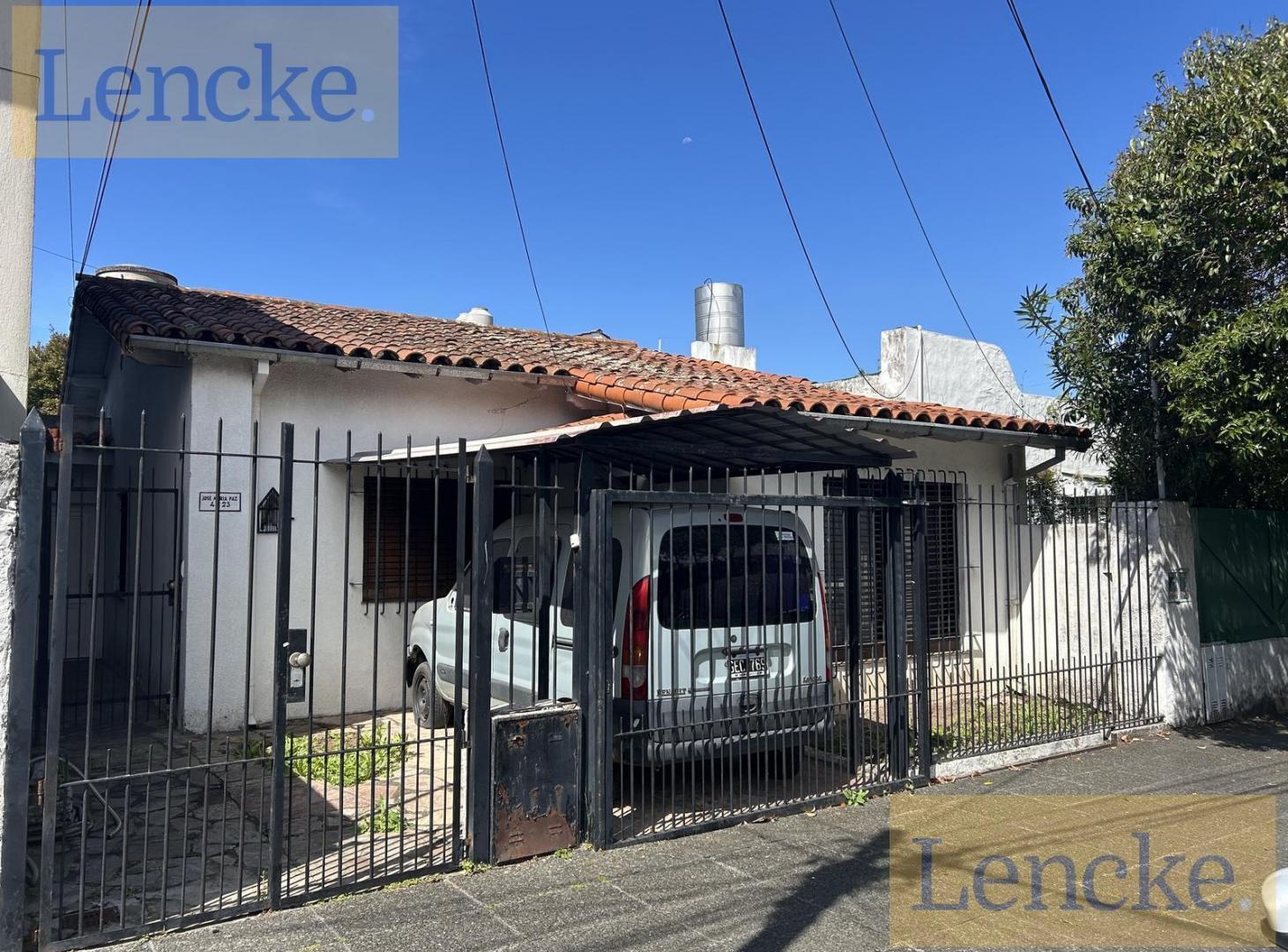 Foto de Olivos, casa en venta en 1 planta, 3 dormitorios, jardín, cochera, imagen 1