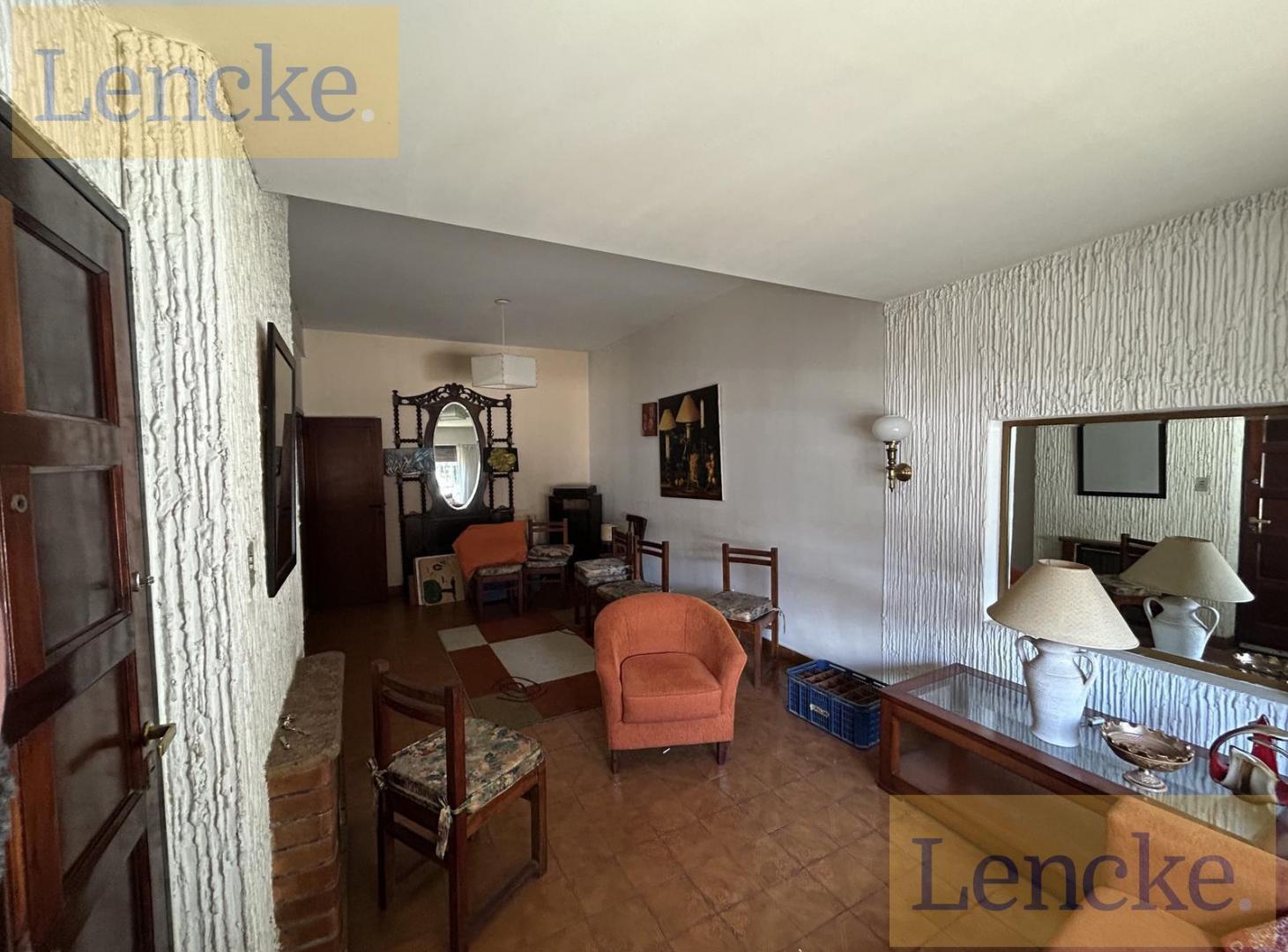 Foto de Olivos, casa en venta en 1 planta, 3 dormitorios, jardín, cochera, imagen 3