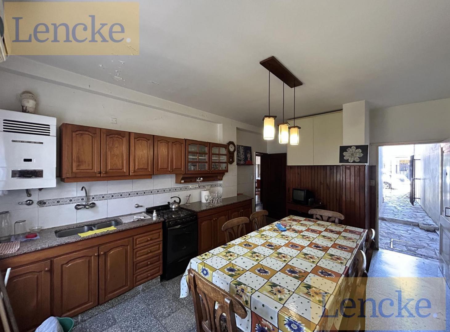 Foto de Olivos, casa en venta en 1 planta, 3 dormitorios, jardín, cochera, imagen 5