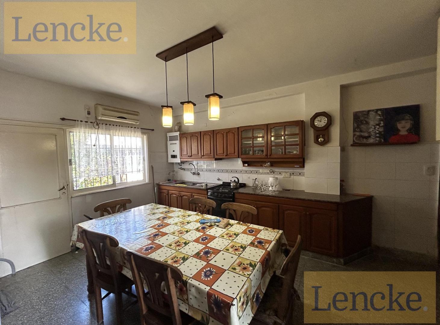 Foto de Olivos, casa en venta en 1 planta, 3 dormitorios, jardín, cochera, imagen 4