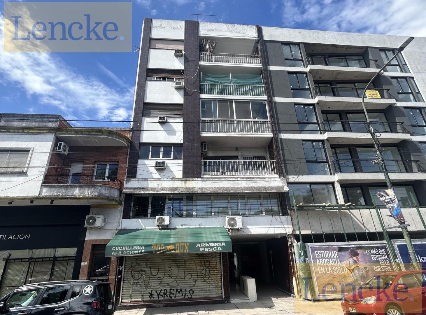 Foto de San Isidro, venta, departamento apto profesional, al frente, 3 ambiente, imagen 1