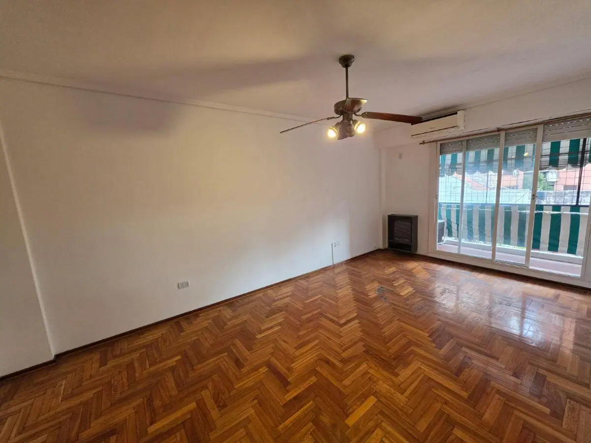 Departamento de 3 ambientes con cochera en alquiler 4