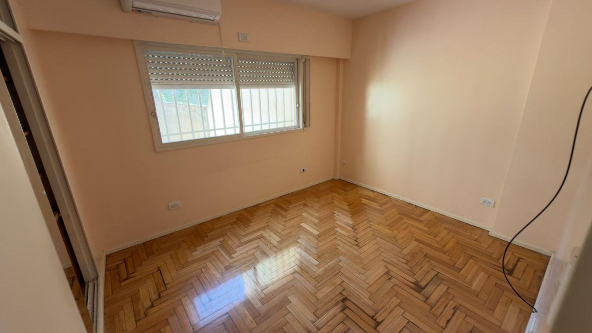 Foto de DEPARTAMENTO 2 AMBIENTES CON COCHERA EN ALQUILER, imagen 2