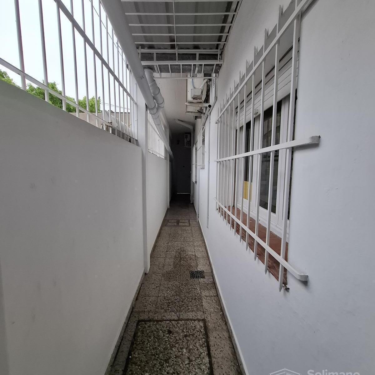 Venta 2 Phs en Block Posibilidad de Subdividir Olivos 4