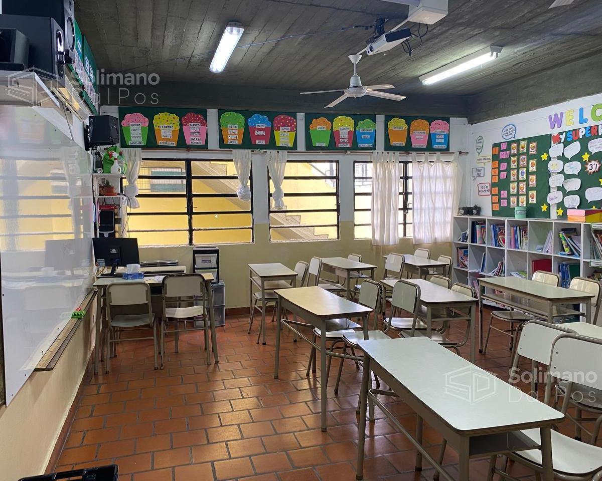 Local / Oficina / Instituto Educativo en Olivos 1