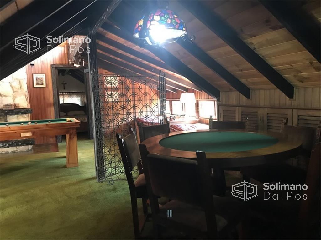 Residencia de 2035 m de Terreno en Exclusiva Zona - Olivos - Vias/maipu 2