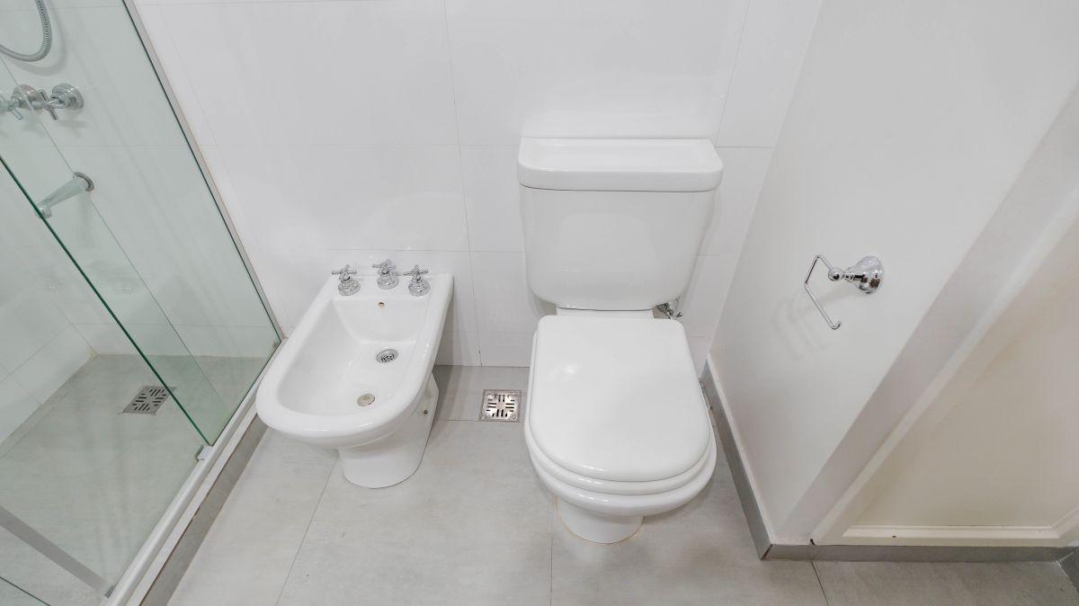 Foto de VENTA SEMI PISO EDIFICIO TORRE SUDAMERICA - PISO ALTO CON COCHERA Y, imagen 4