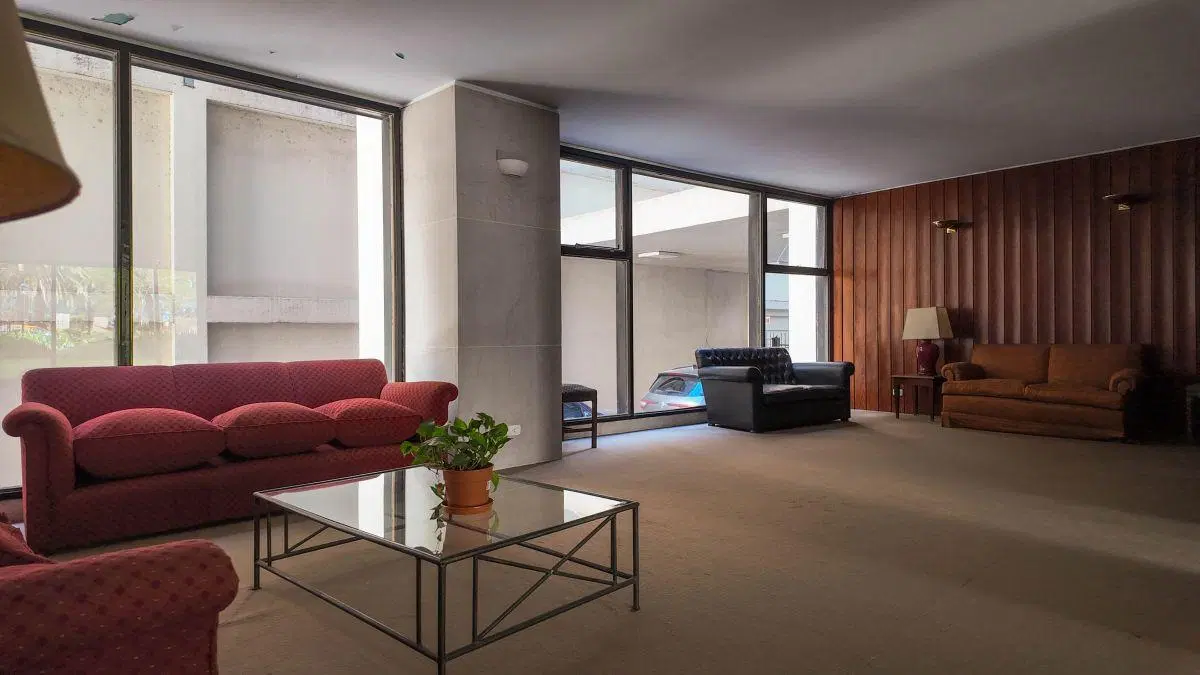 VENTA SEMI PISO EDIFICIO TORRE SUDAMERICA - PISO ALTO CON COCHERA Y BAULERA 2