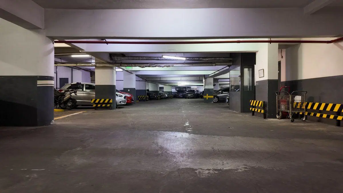 VENTA SEMI PISO EDIFICIO TORRE SUDAMERICA - PISO ALTO CON COCHERA Y BAULERA 5