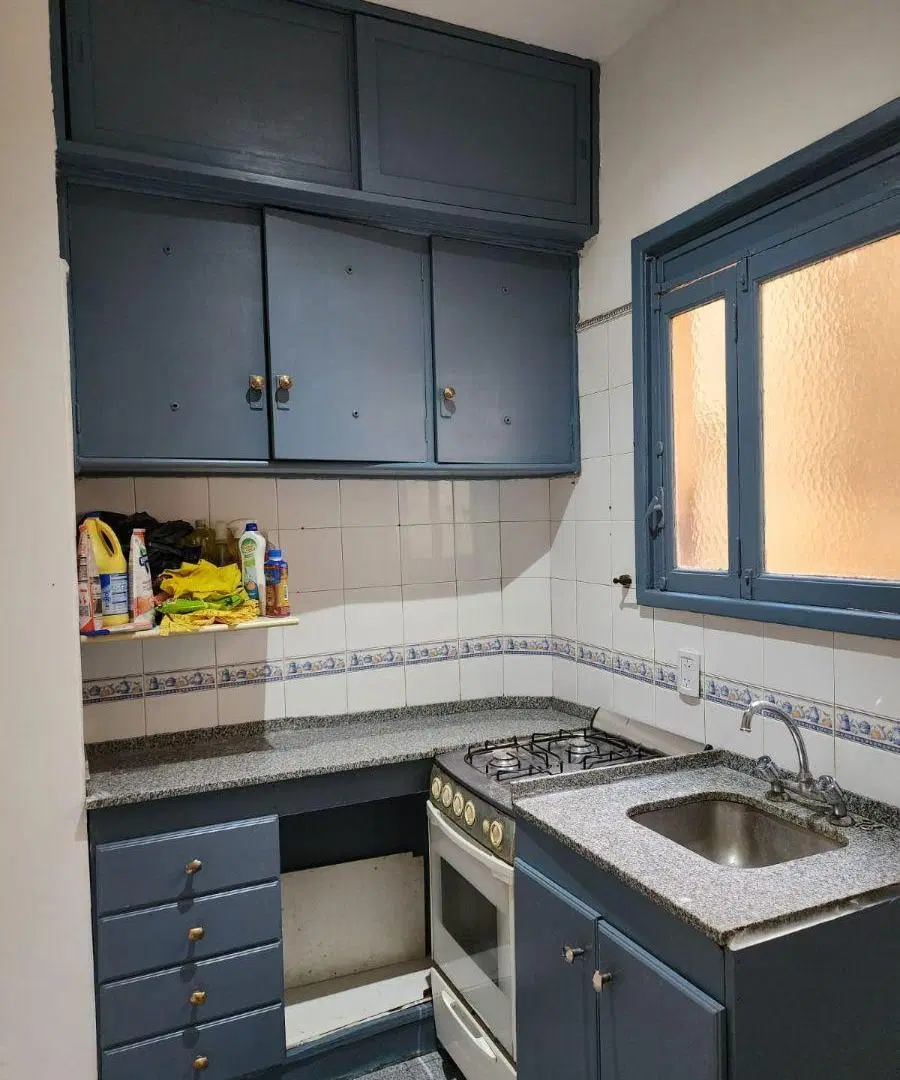 EDIFICIO ANTIGUO, ALQUILER DOS AMBIENTES AL FRENTE 5