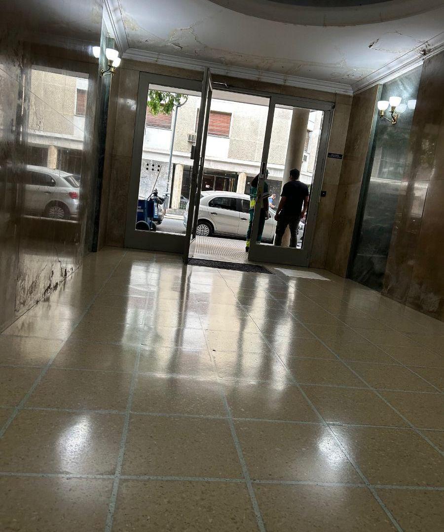 Foto de Departamento de 38 m² con 1 dormitorio en venta en Recoleta, imagen 3
