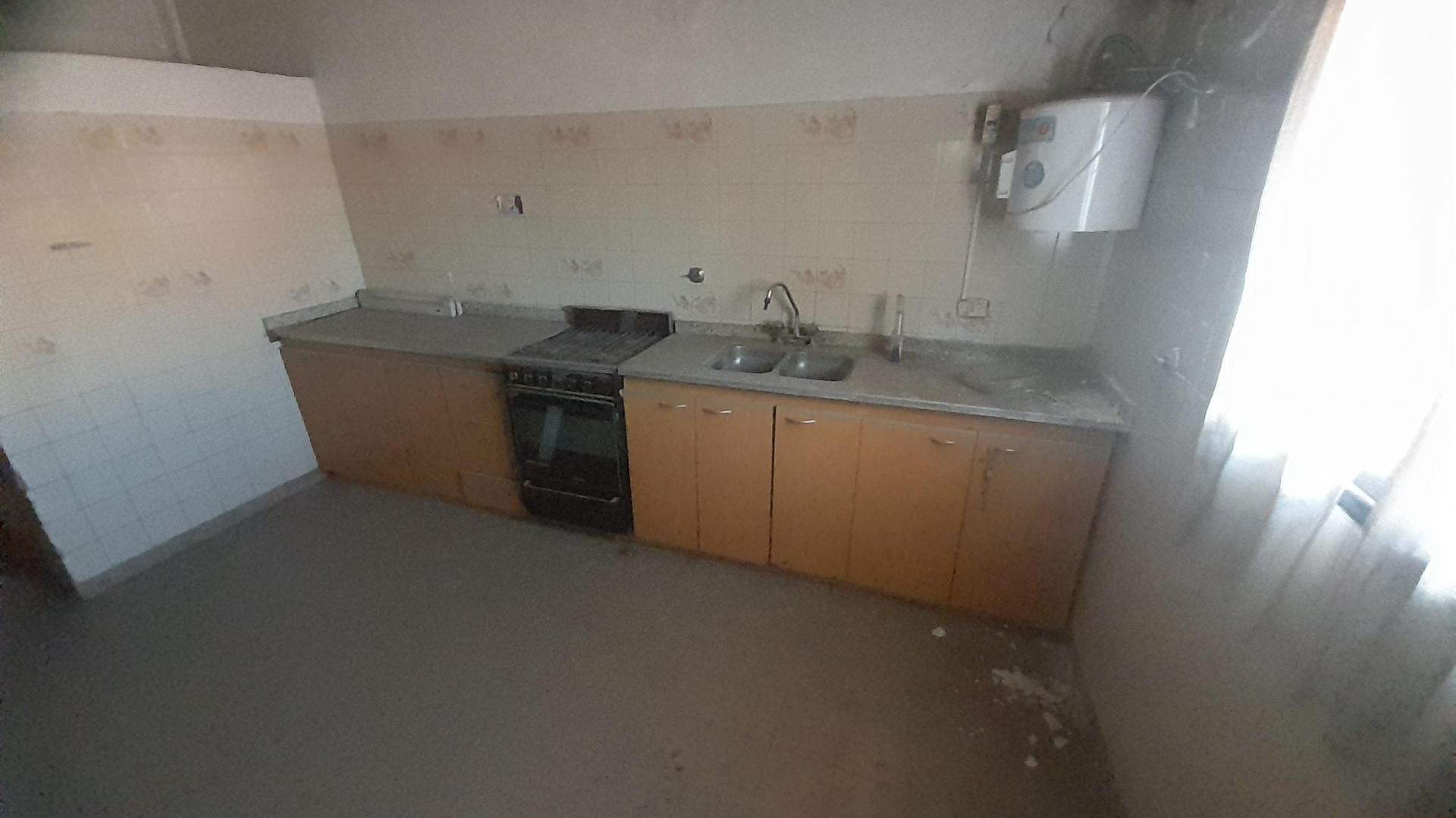 OFICINAS Y CONSULTORIOS