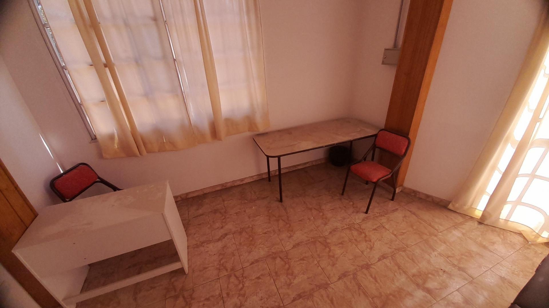 OFICINAS Y CONSULTORIOS