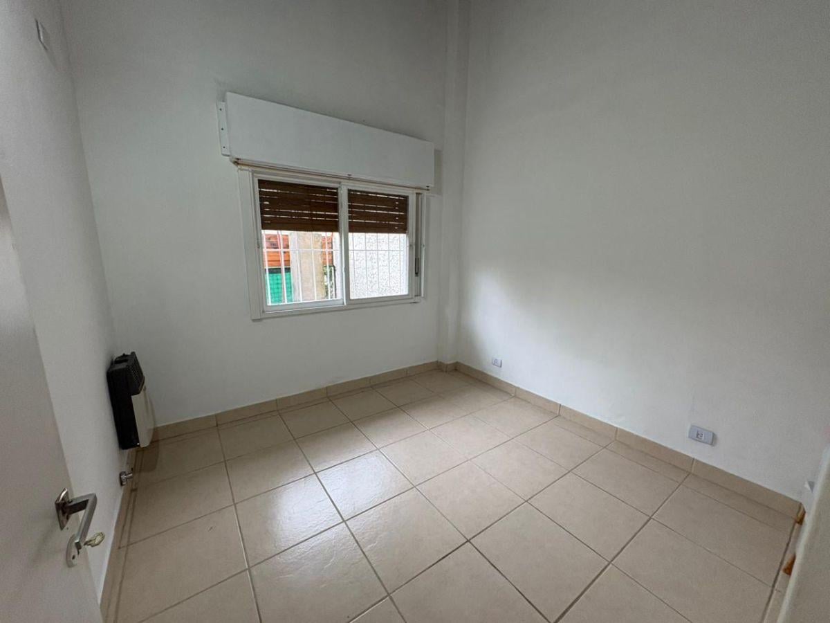 Foto de Departamento en alquiler 2 ambientes en Moreno, imagen 1