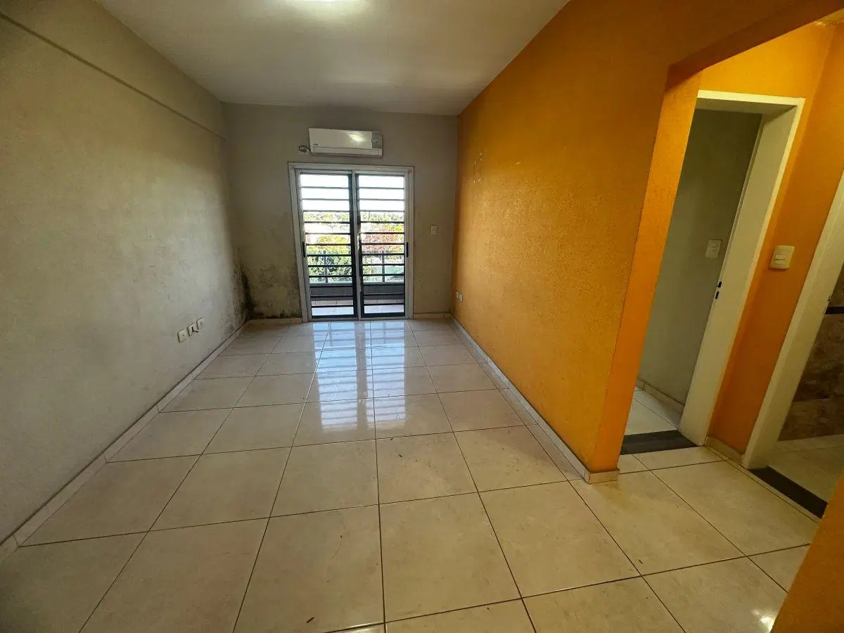 Alquiler departamento 2 ambientes con cochera Moreno 5