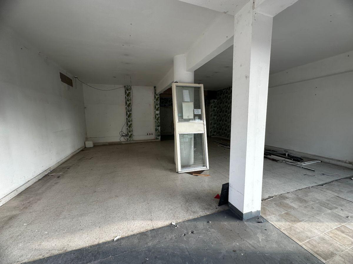 Foto de Alquiler de local comercial en Paso del Rey, imagen 1