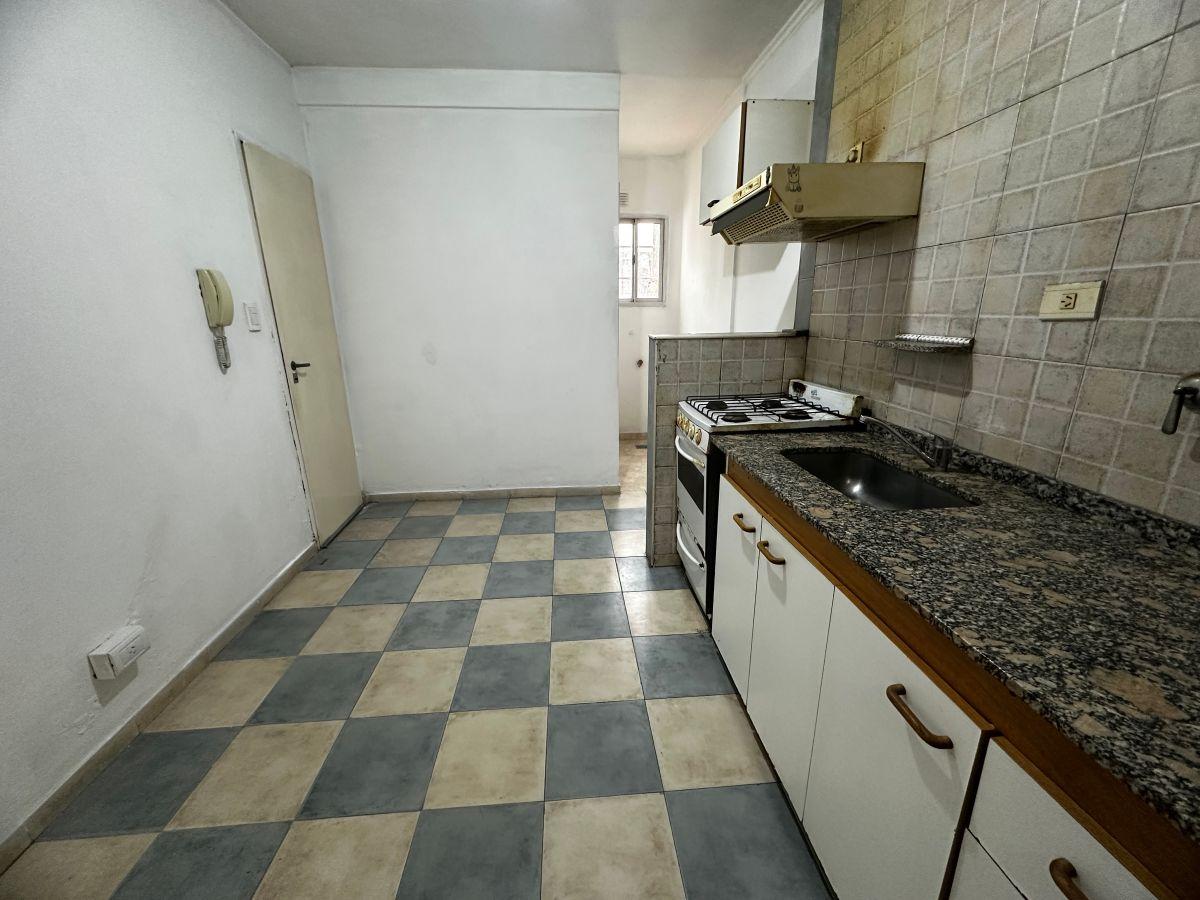 Foto de Departamento 2 ambientes en alquiler Moreno, imagen 4