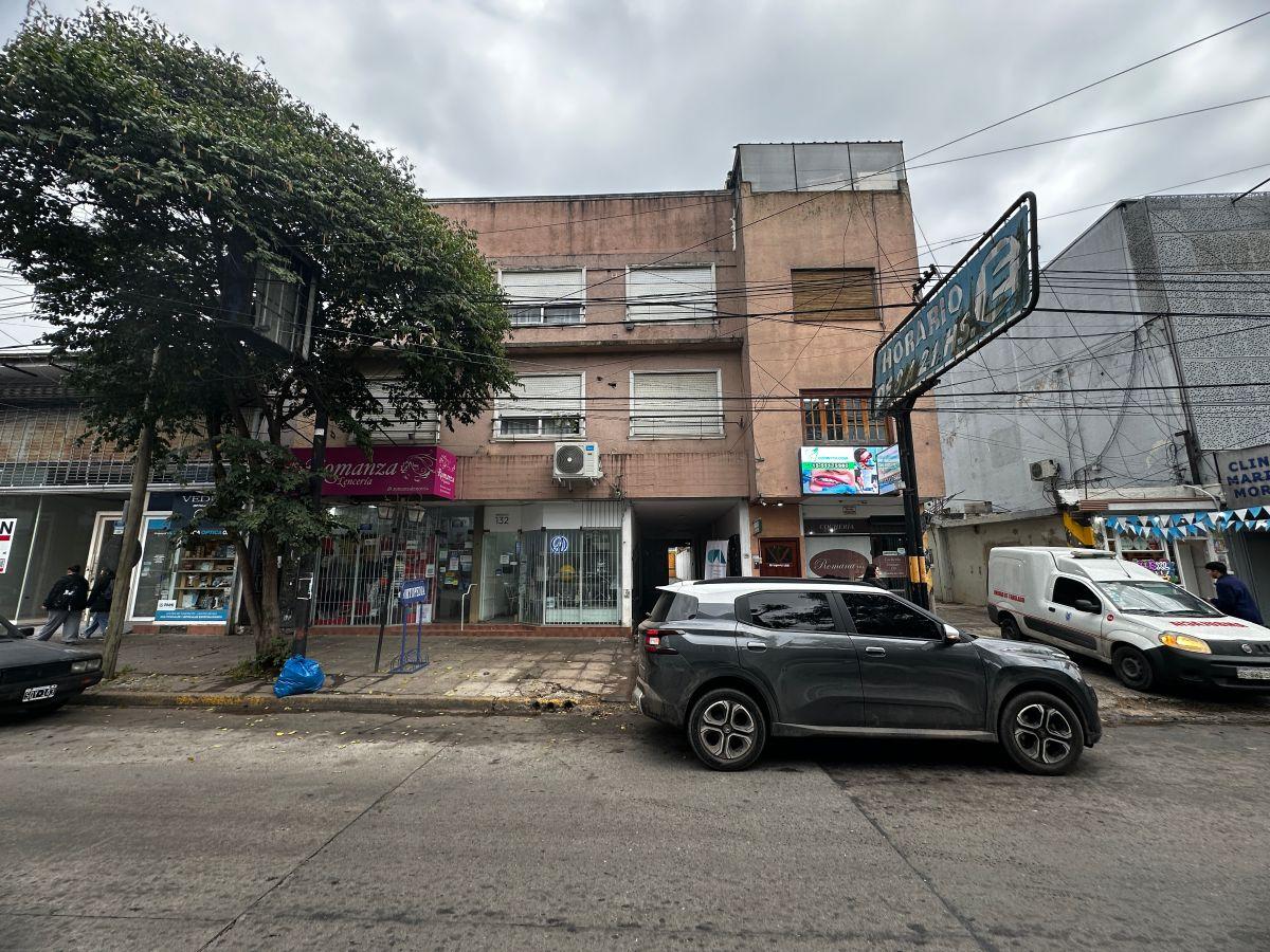 Departamento 2 ambientes en alquiler Moreno