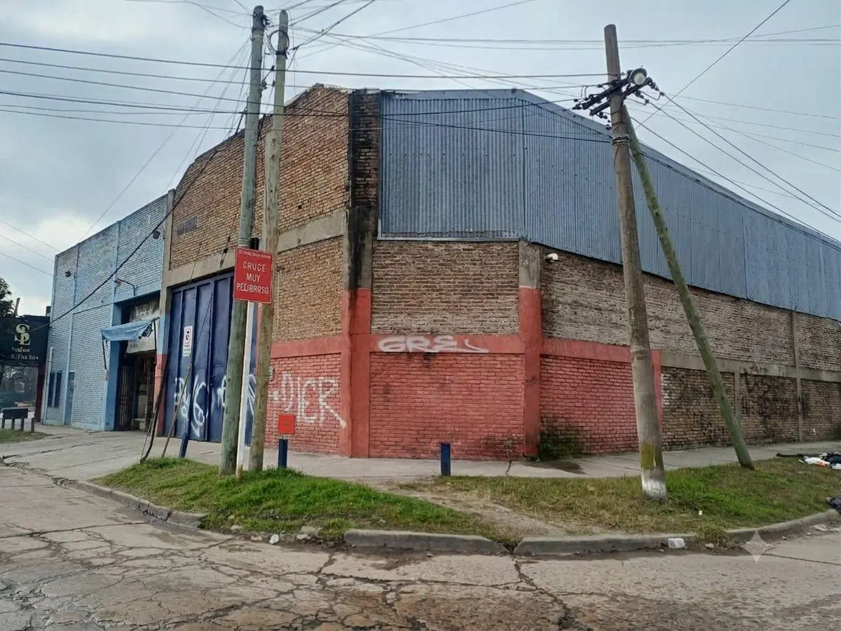Galpón en Alquiler 300m2 3