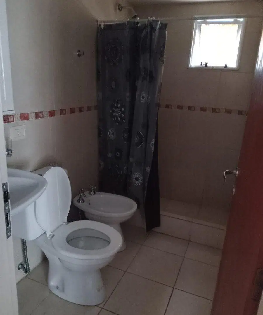 Monoambiente en Alquiler en Morón Centro. 5