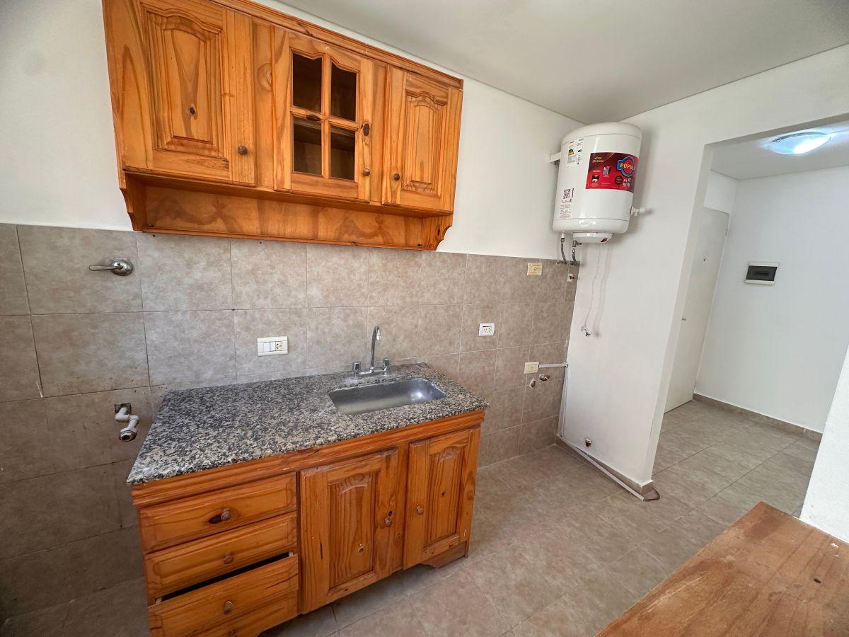 Foto de Departamento 2 ambientes en alquiler en Moreno, imagen 2