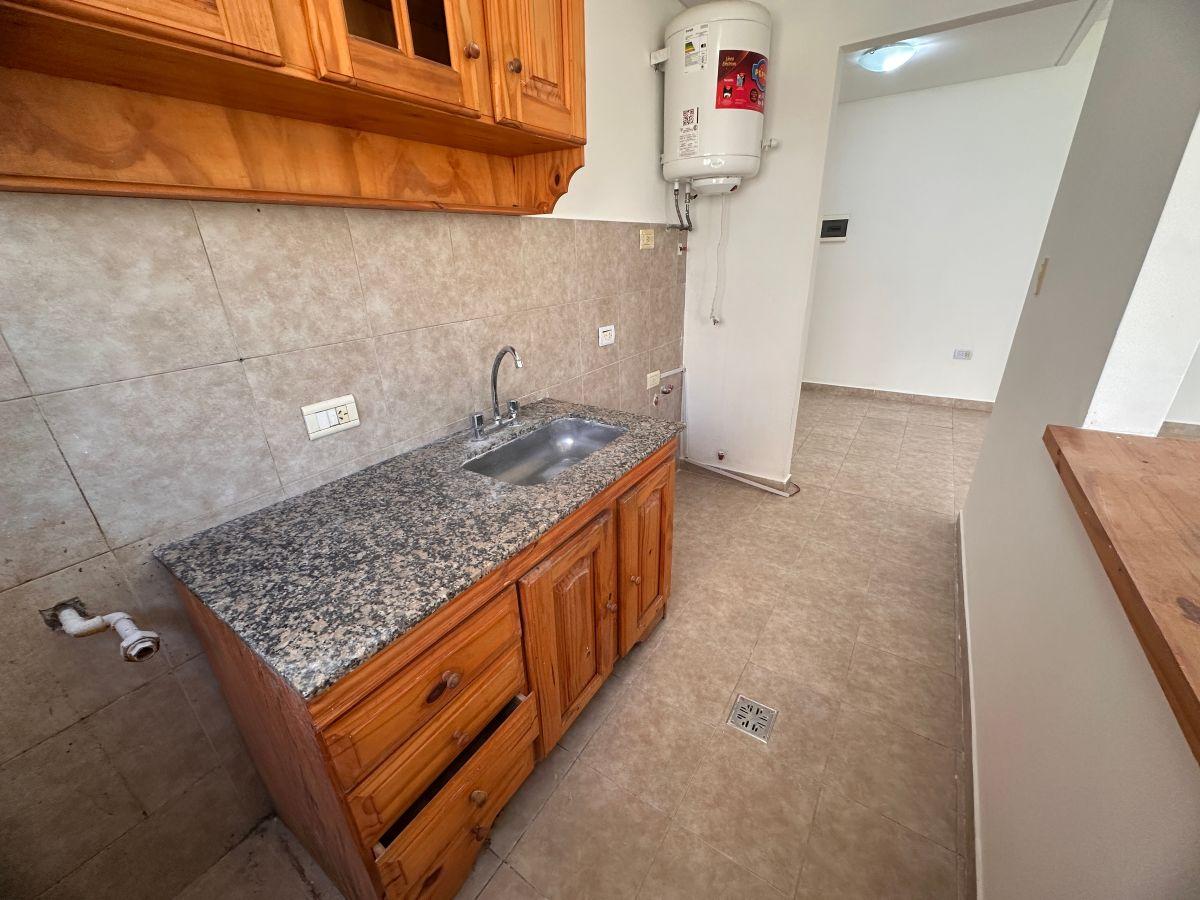Foto de Departamento 2 ambientes en alquiler en Moreno, imagen 5