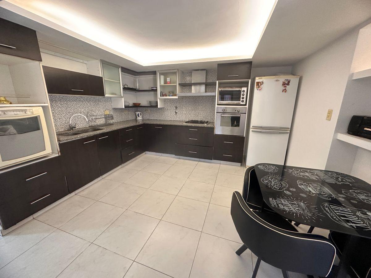 Foto de Quinta en venta con 3 dormitorios y pileta en Moreno, imagen 3