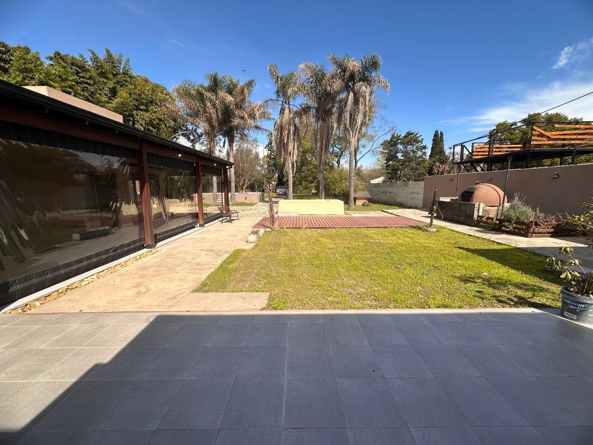 Foto de Quinta en venta con 3 dormitorios y pileta en Moreno, imagen 2