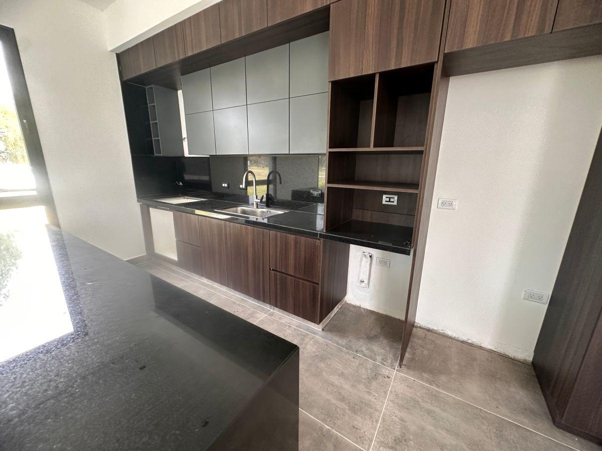 Foto de Casa en venta con 3 dormitorios en Comarcas de Lujan La Elina, imagen 1