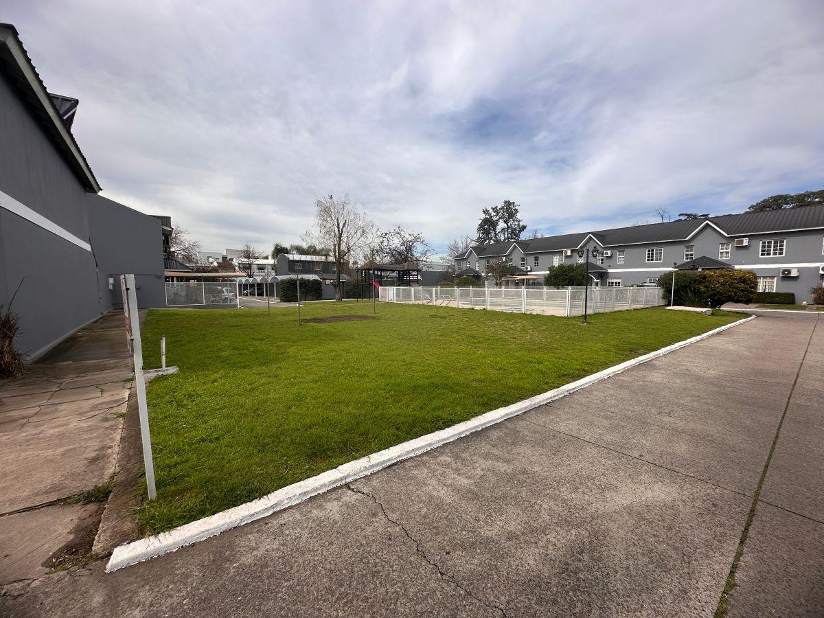 Foto de Cocheras en venta en Moreno, imagen 2