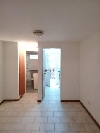 Foto de Avellaneda 162 - Unico depto en planta baja con patio, imagen 3