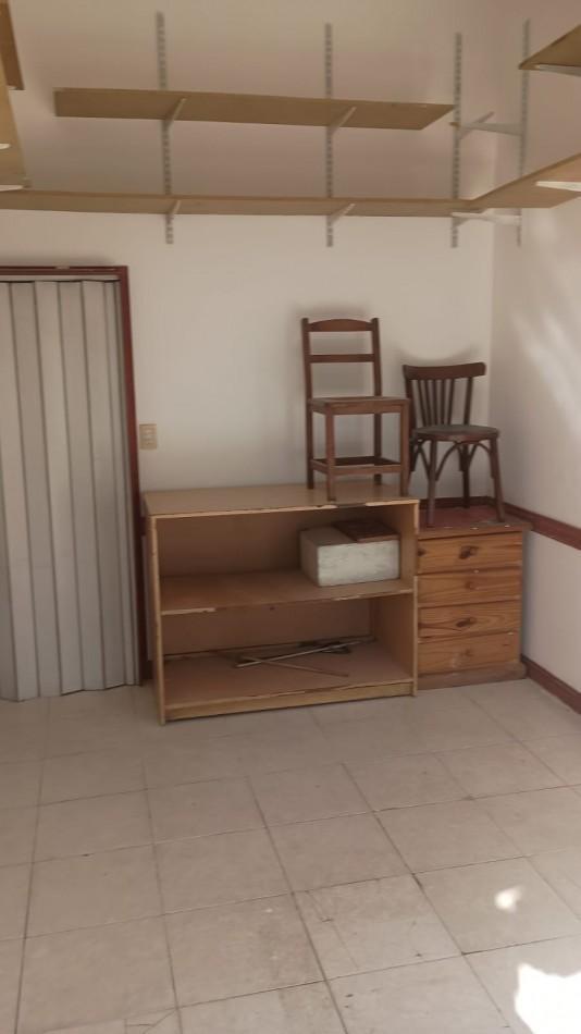 local comercial vidriera, salon y toilette