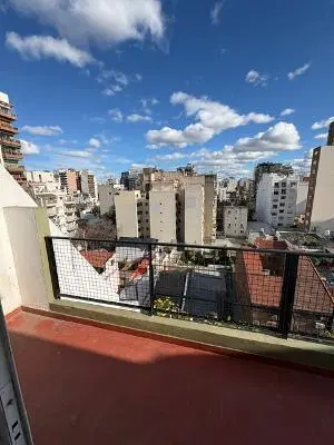 Dpto con cochera piso alto 2