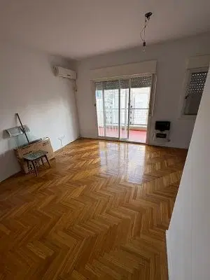Dpto con cochera piso alto 4
