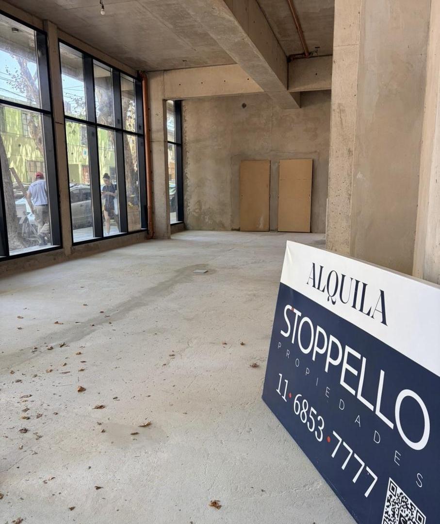 Foto de Local, venta, esquina en Palermo Hollywood, imagen 1