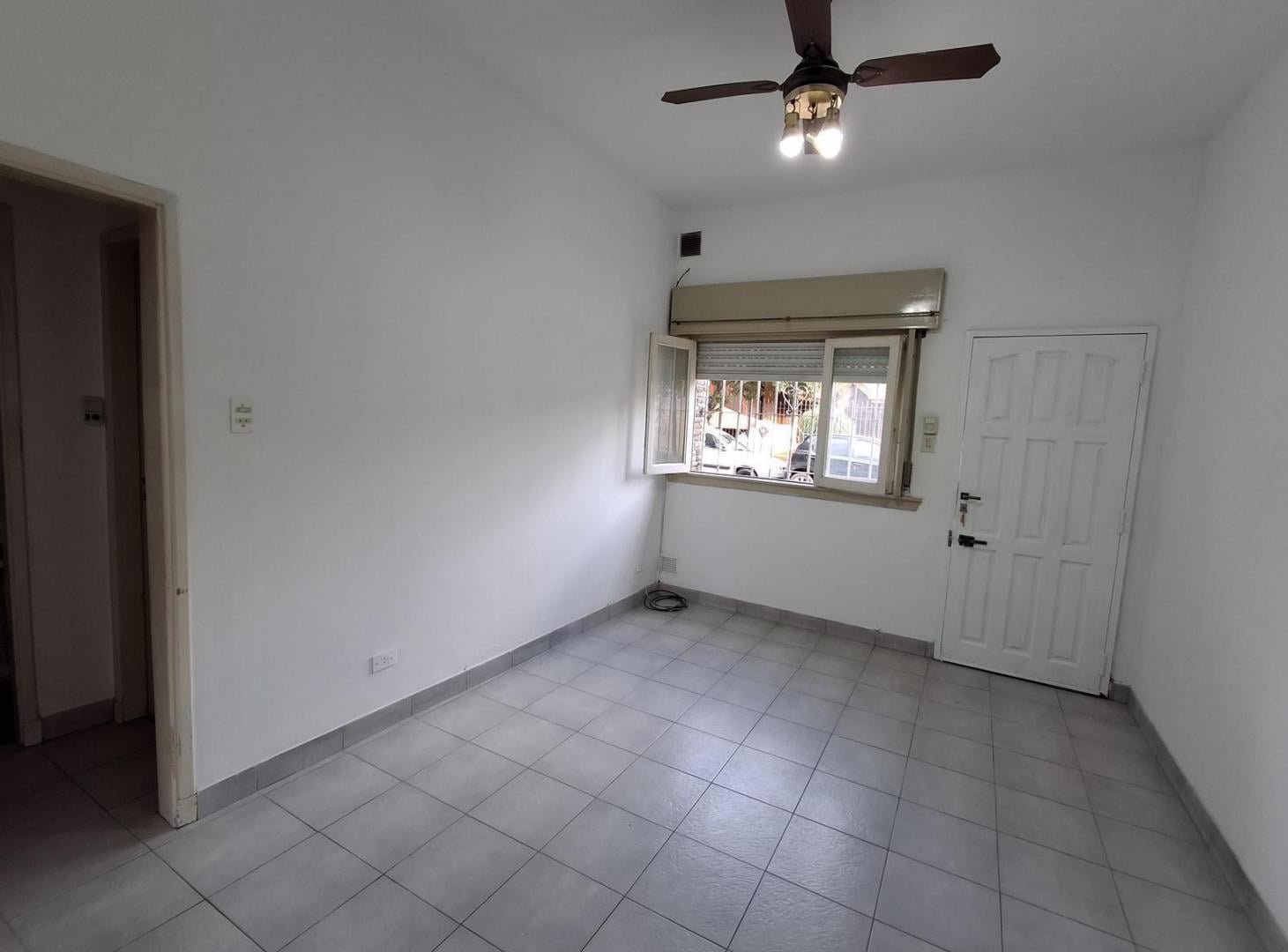 Departamento en Banfield Este