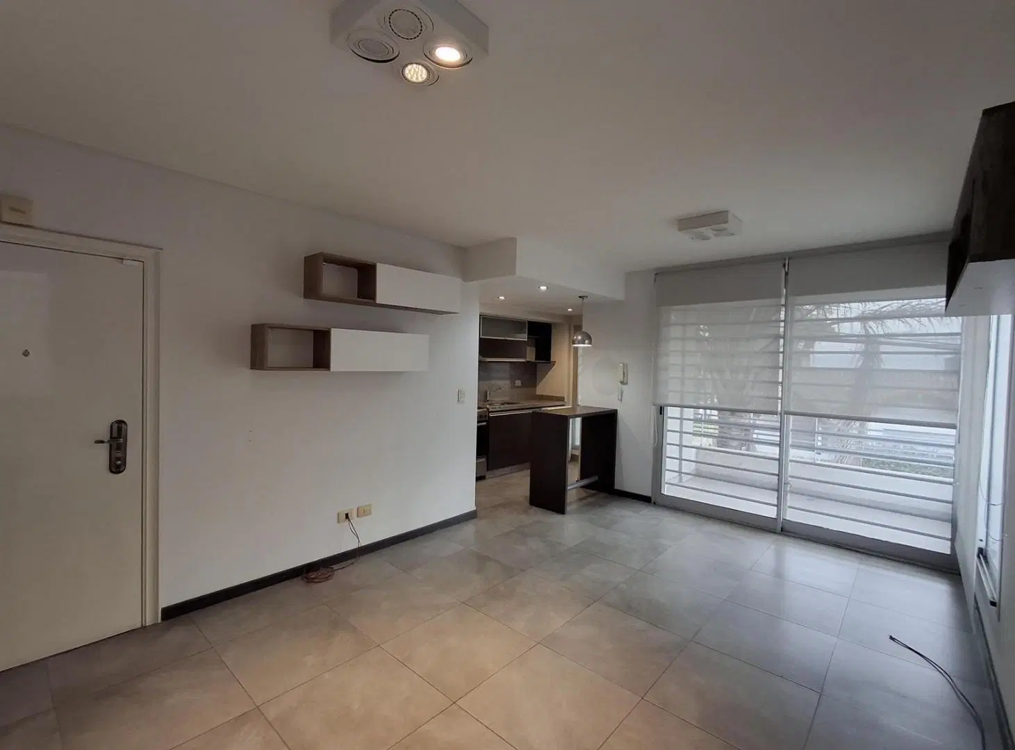 Departamento en Banfield Este 1