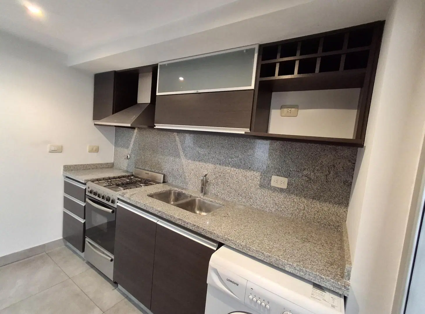 Departamento en Banfield Este 5