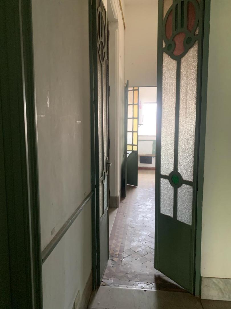 Semipiso a Dos Cuadras del Congreso, Para Oficina. 4