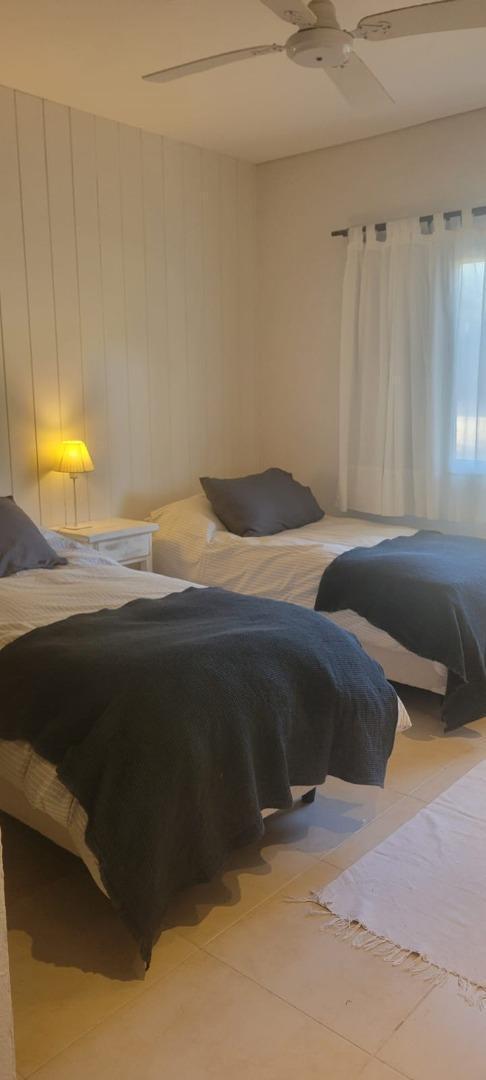 B Cerr Costa Esmeralda - Casa 4 Dorm Suite Pileta 3