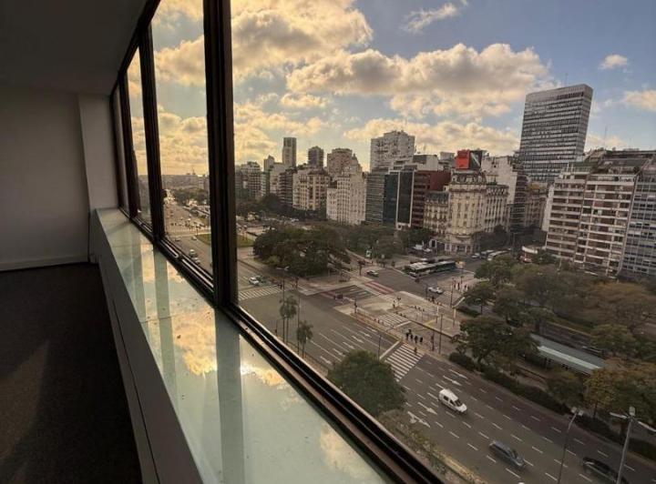 PISO OFICINAS VENTA- ALQUILER 146 m2 Excel vista ubicación 3