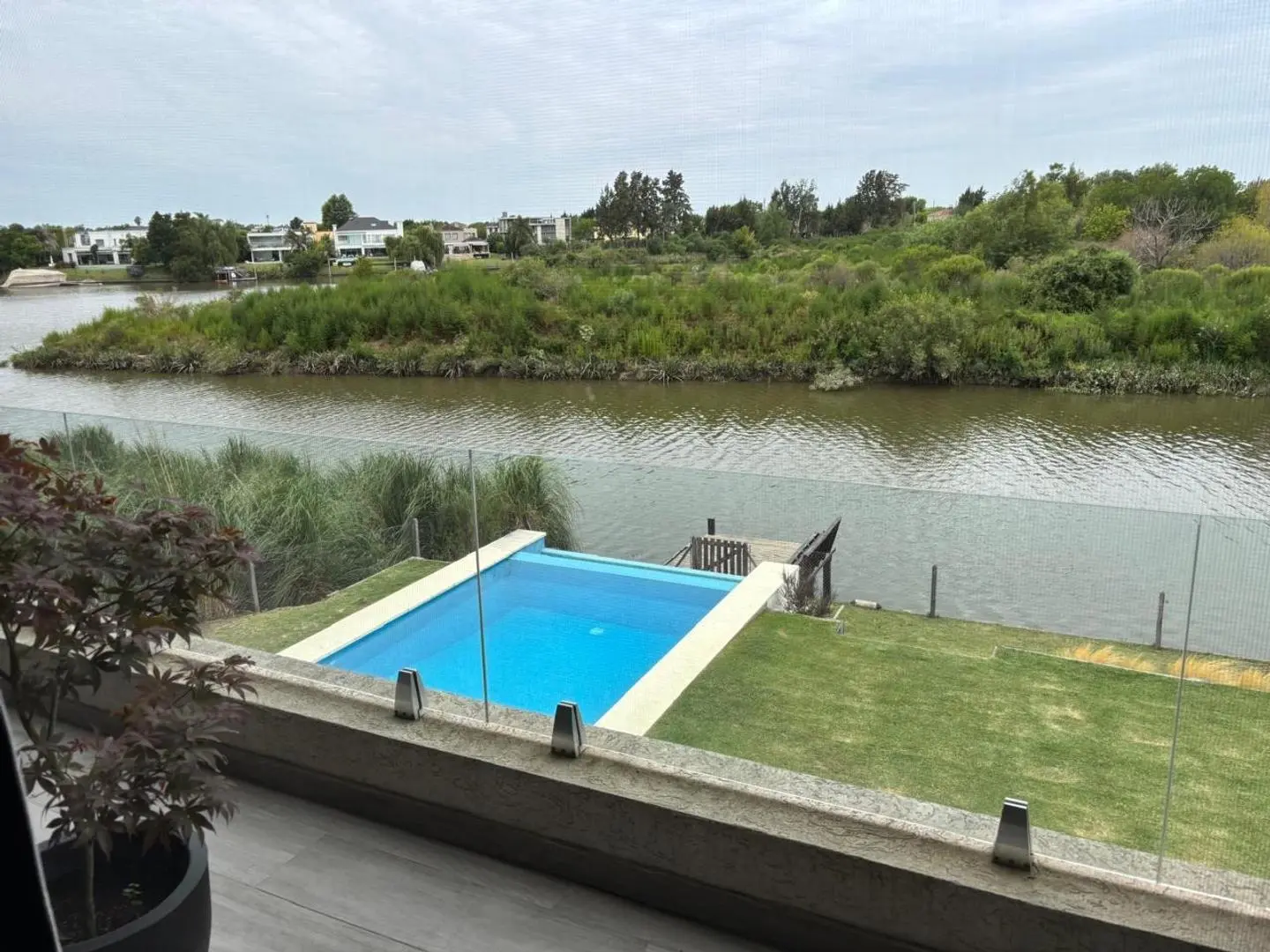 B. NAUTICO CANAL Villanueva ALQUILER al rio3 Dorm 2