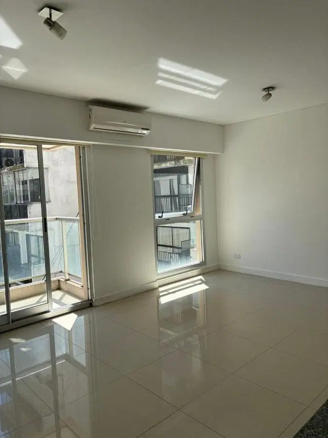 CAÑITAS monoamb divisible VENTA con balcon 1