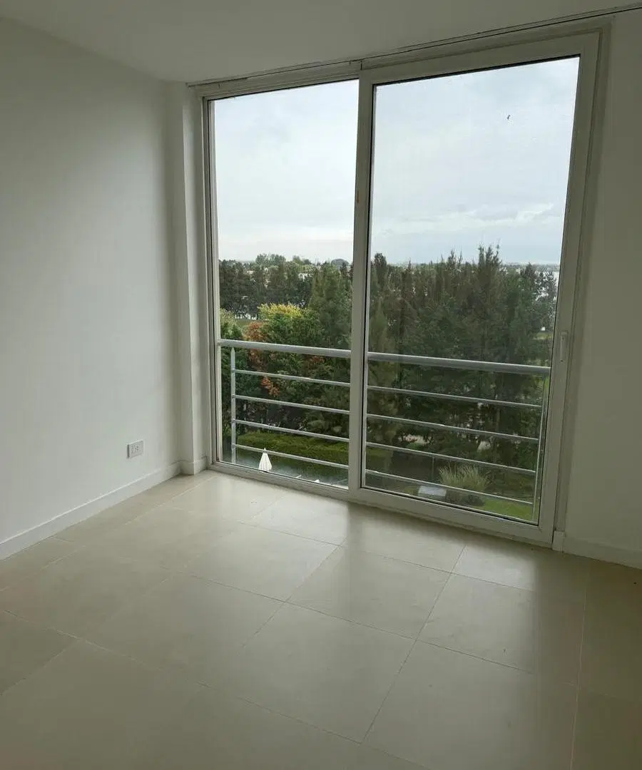 Departamento en Del Lago Condominium 3