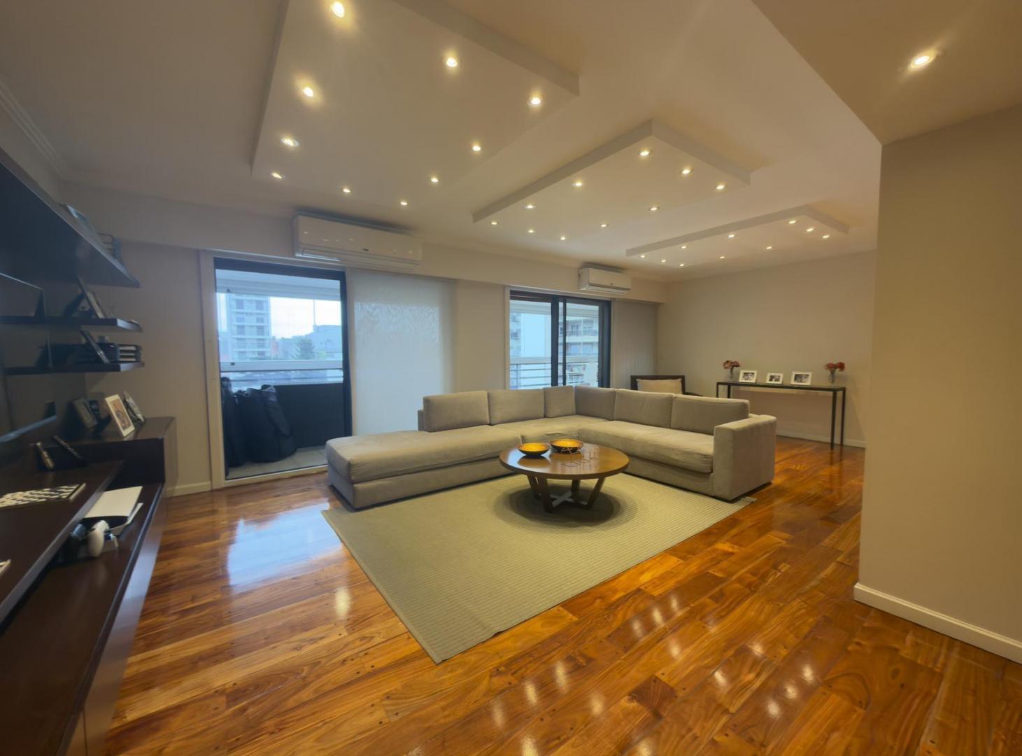 Foto de Piso completo 5 amb. reciclado a nuevo | 3 dormitorios en suite |, imagen 2