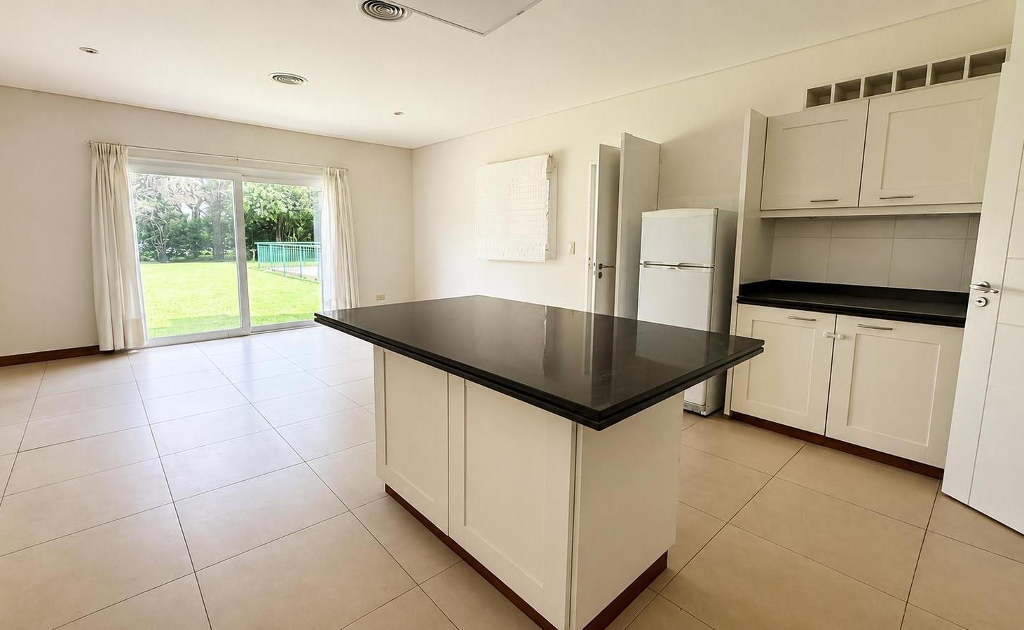 Foto de Casa en VENTA CALETAS NORDELTA Sobre 1200 mt2 4 Dorms en Suite, imagen 4