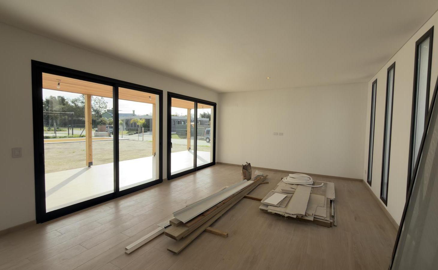 Foto de Laguna Grande Casa en VENTA Lote Interno 3 Dorms, imagen 3